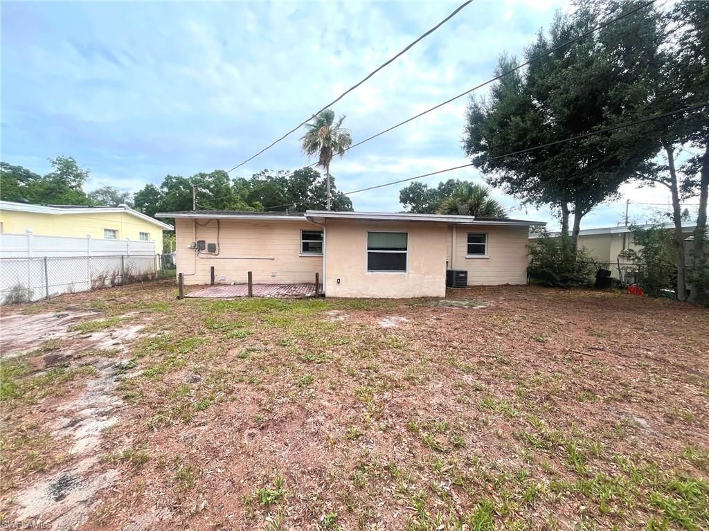 731 Lakeside Dr , Largo, FL 33778 Photo