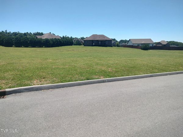 636 Brady Way, Jonesborough, TN 37659