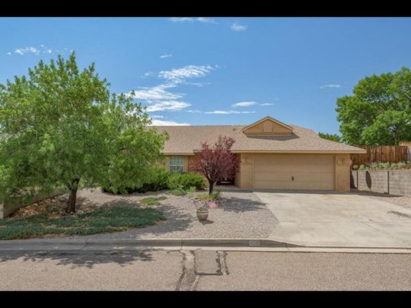 873 Campfire Road SE, Rio Rancho, NM 87124