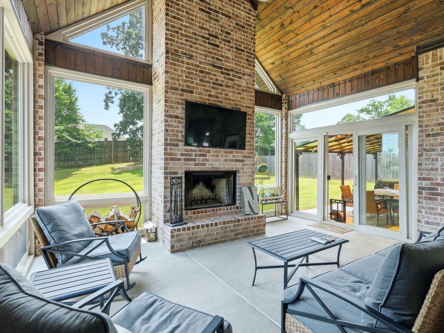 Property Image 39