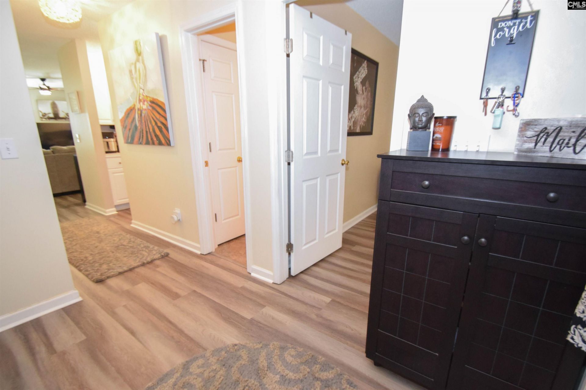 108 Redington Way  Photo 5
