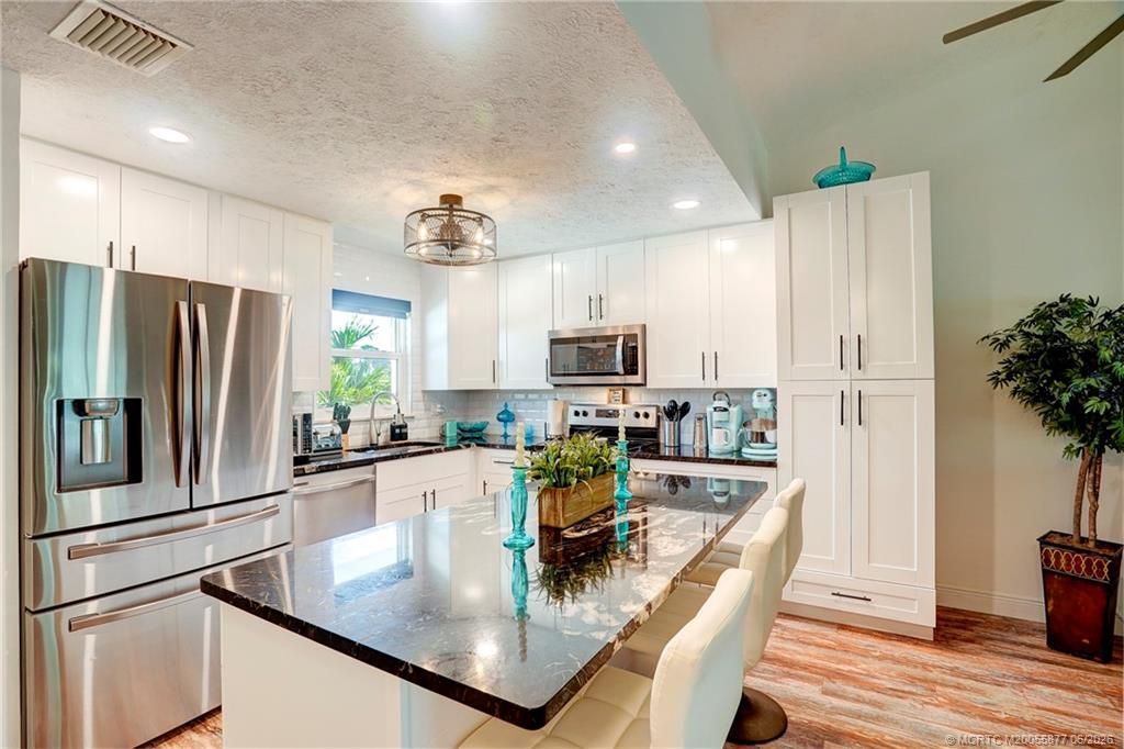 2950 SE Ocean Boulevard, Unit 122-6, Stuart, FL 34996 Photo