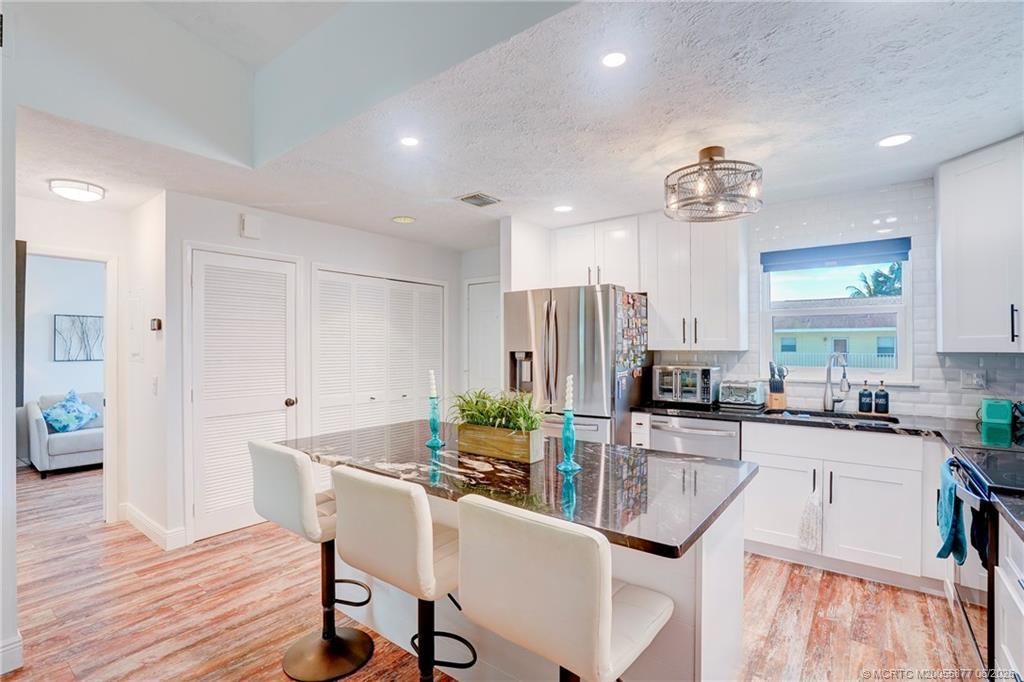2950 SE Ocean Boulevard, Unit 122-6, Stuart, FL 34996 Photo