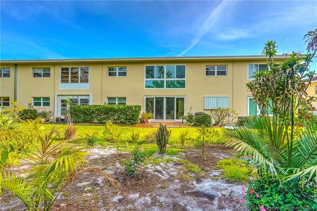 2950 SE Ocean Boulevard, Unit 122-6, Stuart, FL 34996 Photo