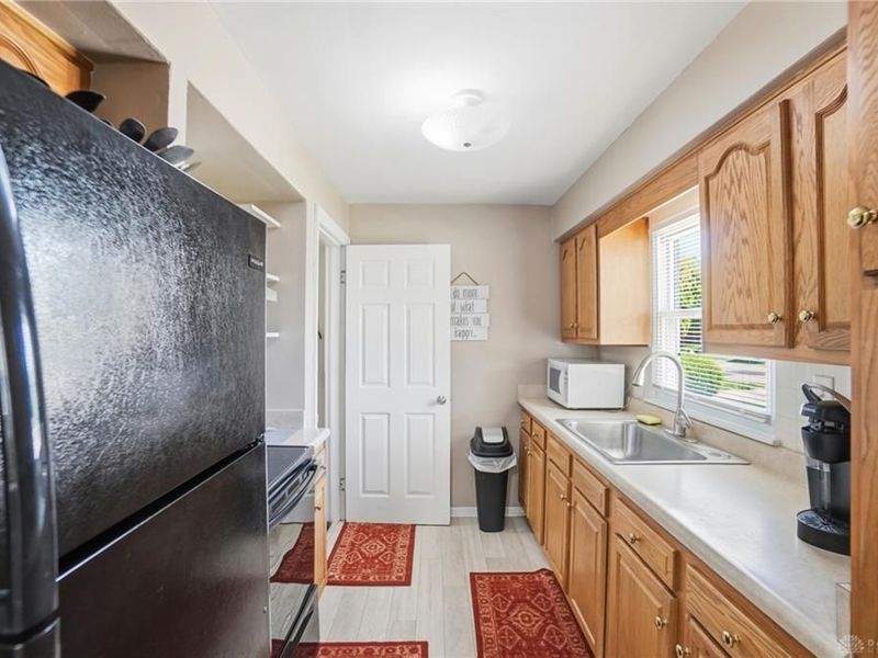 1065 Patterson Road, Dayton, OH 45420 Photo 10