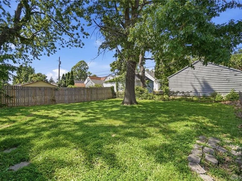 1065 Patterson Road, Dayton, OH 45420 Photo 38