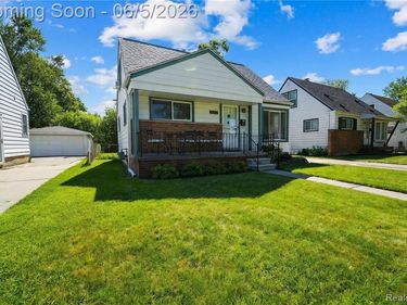 6848 Cardwell Street, Garden City, MI 48135
