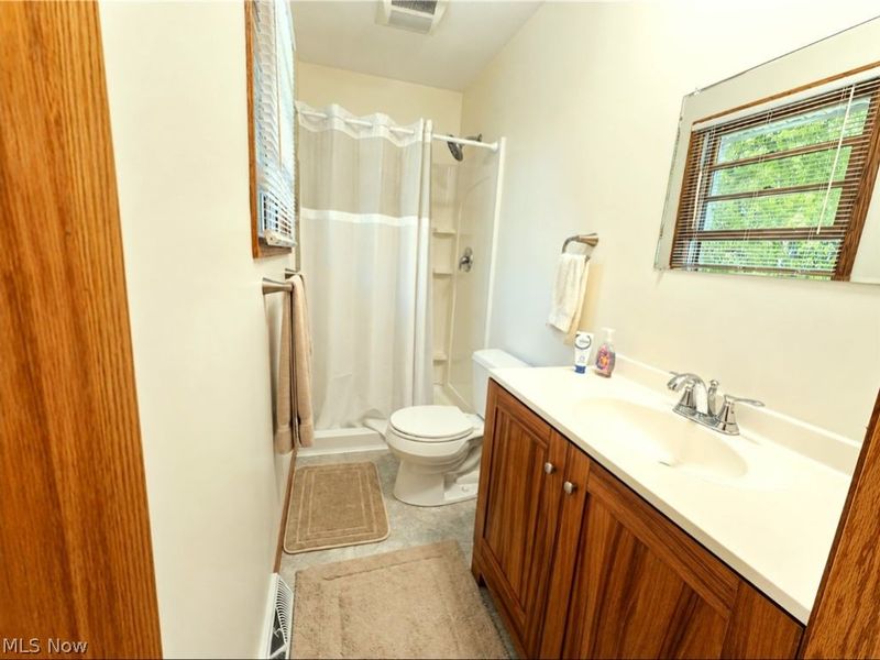 3438 Warren Meadville Road, Warren, OH 44410 Photo 11