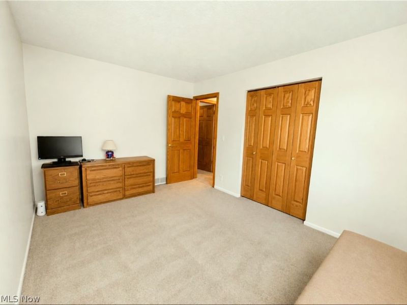 3438 Warren Meadville Road, Warren, OH 44410 Photo 14