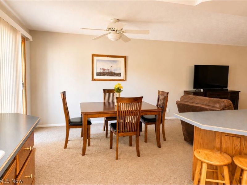3438 Warren Meadville Road, Warren, OH 44410 Photo 5