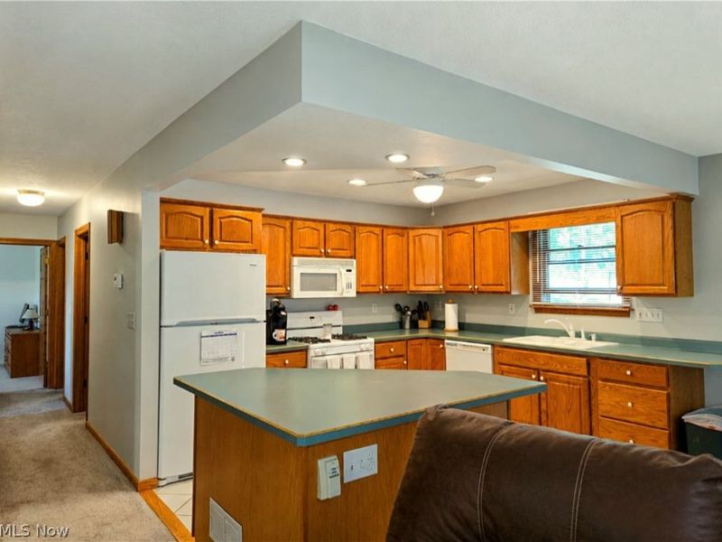 3438 Warren Meadville Road, Warren, OH 44410 Photo 8