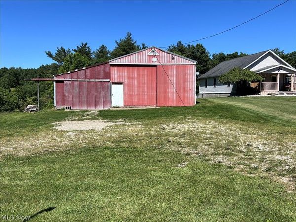 5759 College Hill Road , Cambridge, OH 43725
