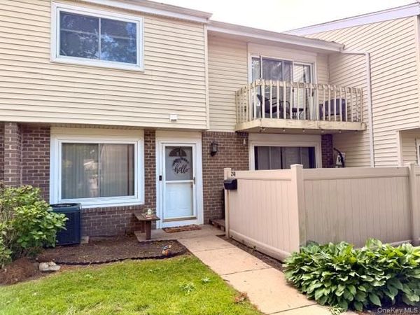 214 Springmeadow Drive , Unit I, Holbrook, NY 11741