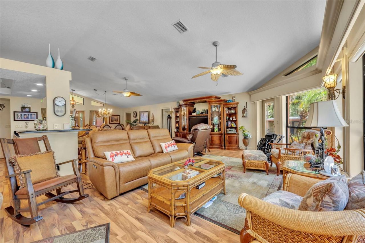 4885 Cr 307, Lake Panasoffkee, FL 33538 Photo