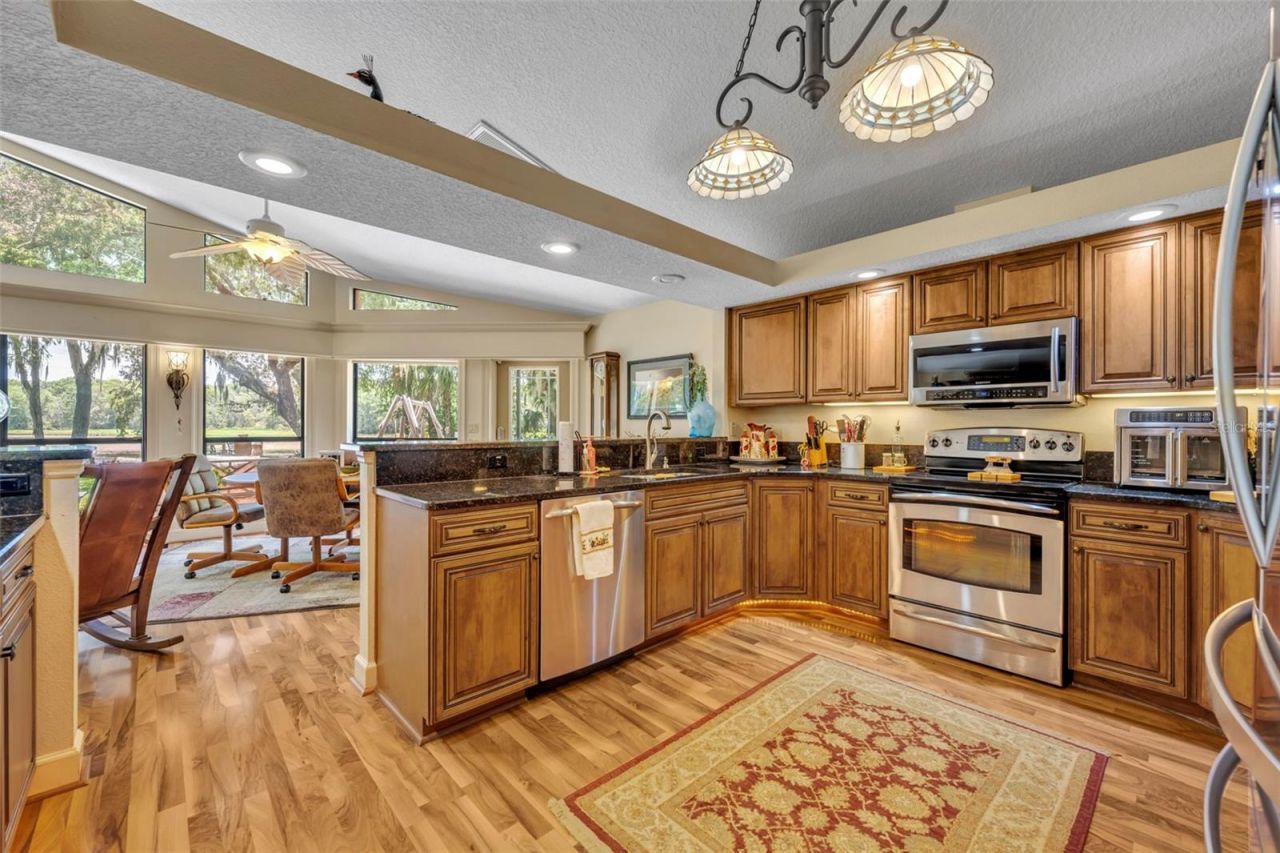 4885 Cr 307, Lake Panasoffkee, FL 33538 Photo