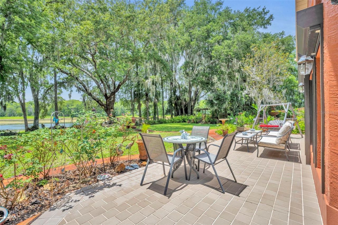 4885 Cr 307, Lake Panasoffkee, FL 33538 Photo