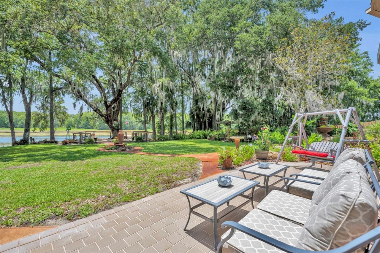 4885 Cr 307, Lake Panasoffkee, FL 33538 Photo