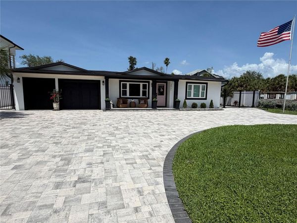3921 BELLE VISTA DRIVE E, ST PETE BEACH, FL 33706
