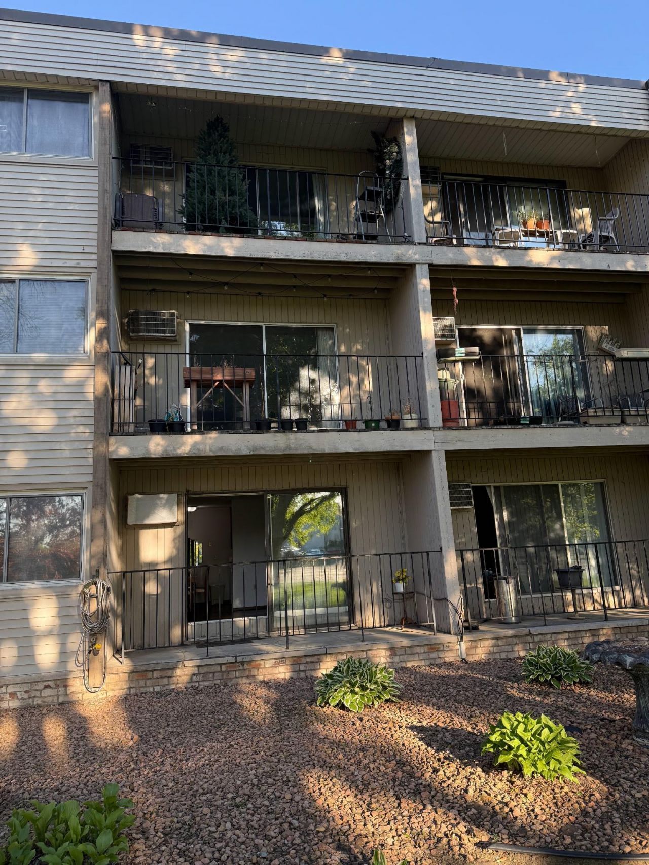 8935 Old Cedar Avenue S, Bloomington, MN 55425