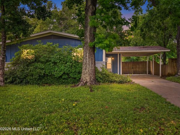 4502 New Hope Avenue, Pascagoula, MS 39581