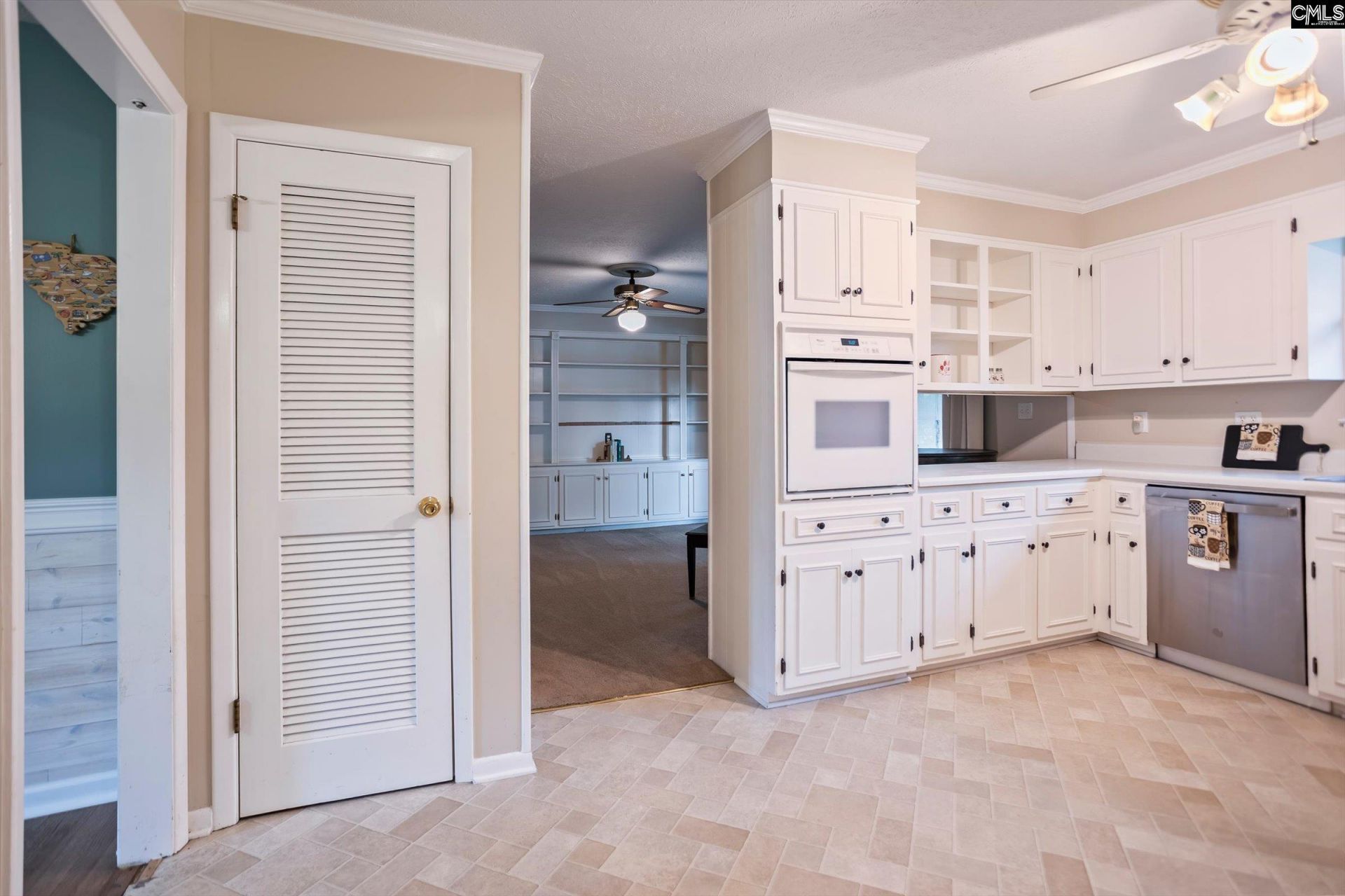 409 Laurel Drive  Photo 15