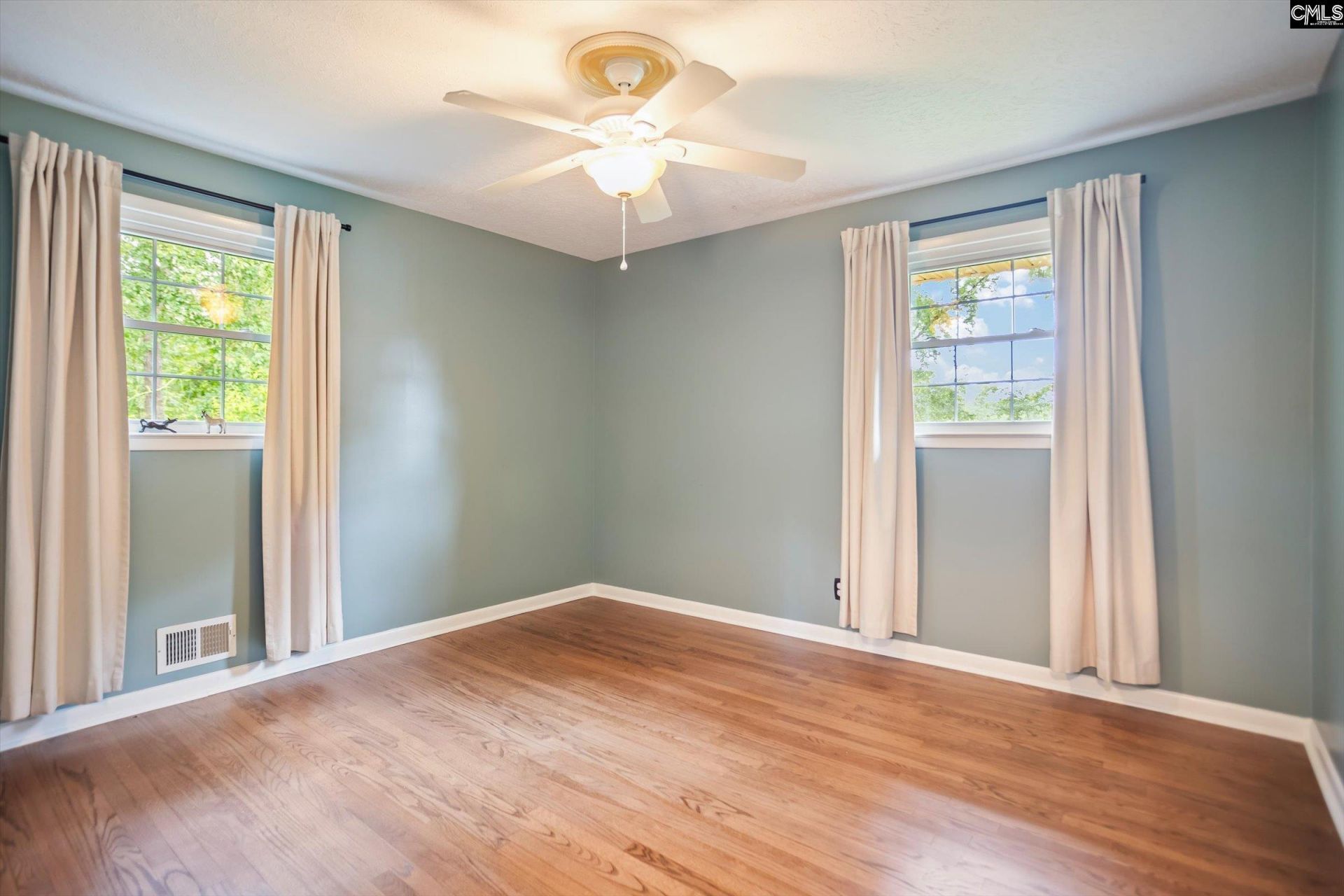 409 Laurel Drive  Photo 28