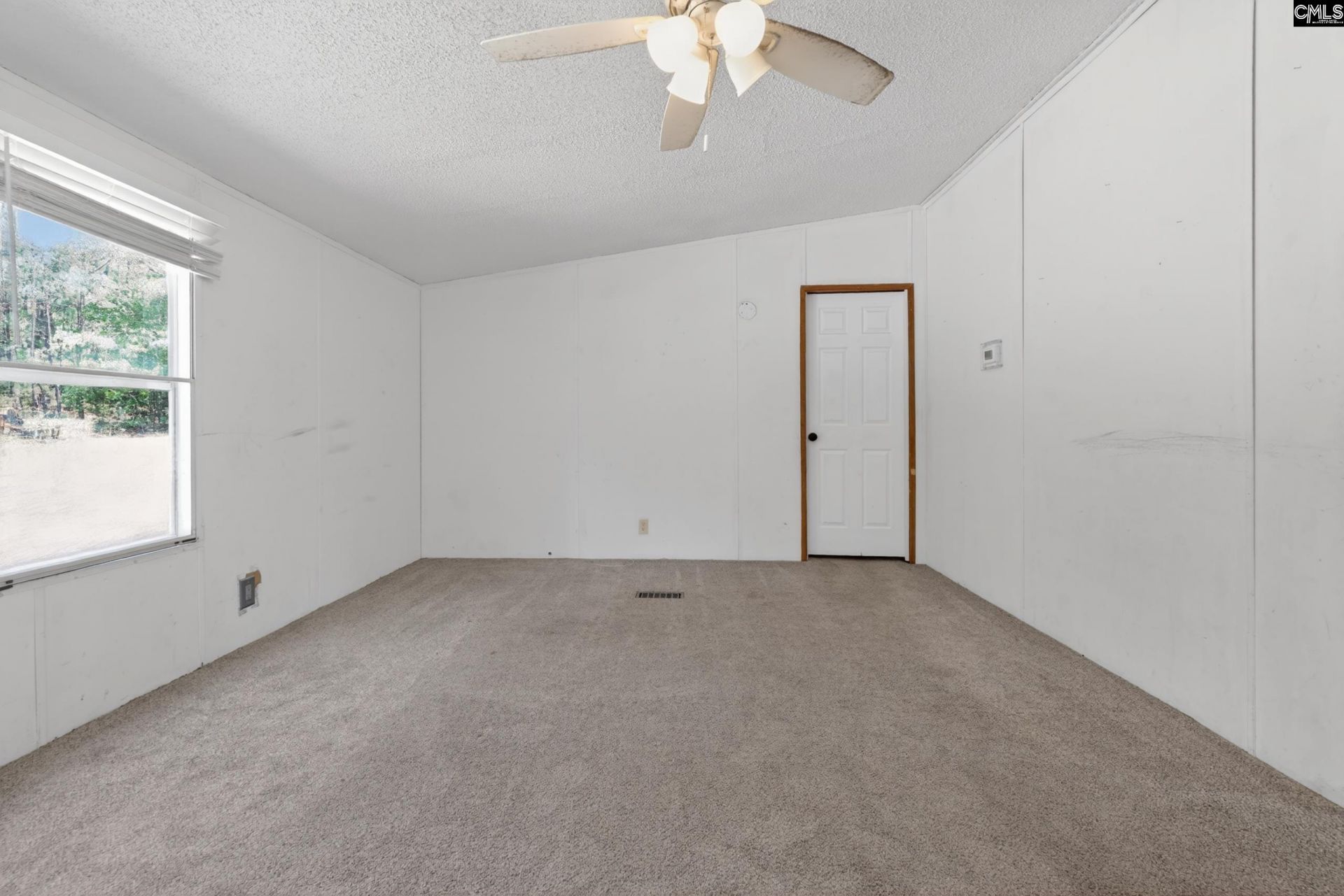 1379 Cassidy Road  Photo 7