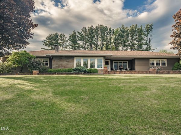 109 Golf Course Road, Amsterdam, NY 12010