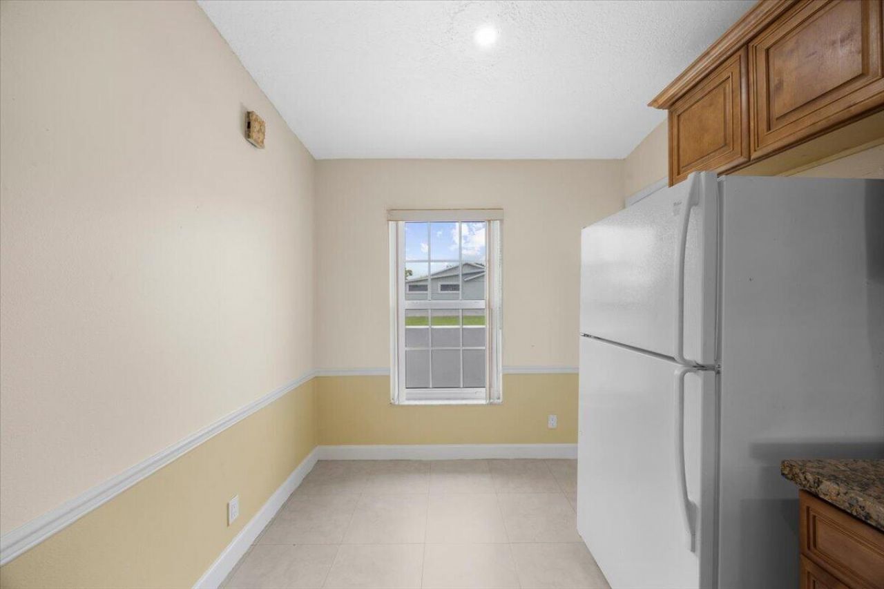 5540 S Lakewood Cir Circle S, Unit F, Margate, FL 33063 Photo