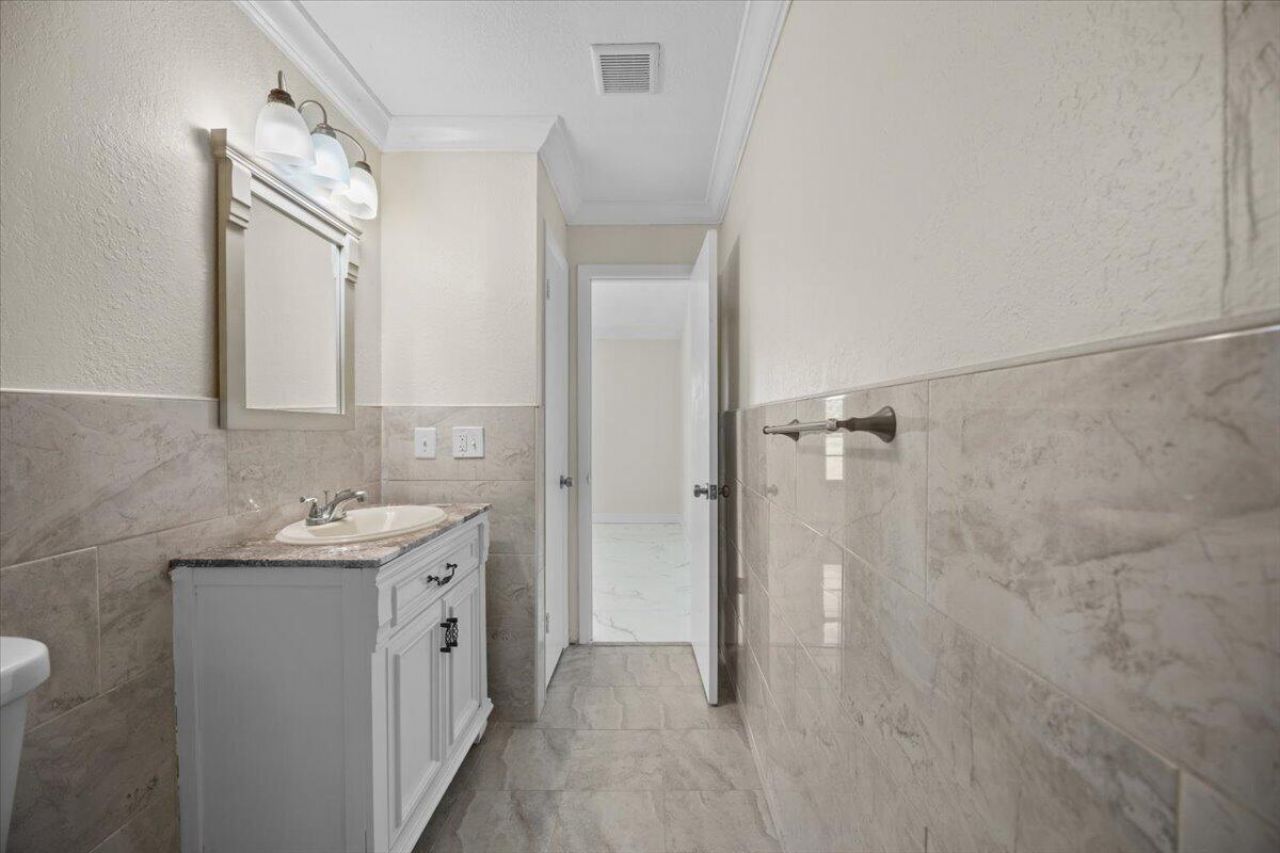 5540 S Lakewood Cir Circle S, Unit F, Margate, FL 33063 Photo
