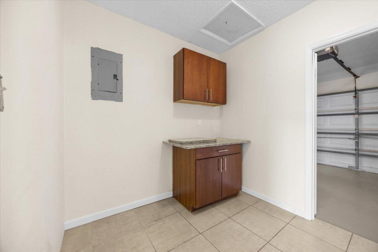 5540 S Lakewood Cir Circle S, Unit F, Margate, FL 33063 Photo