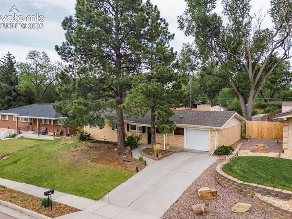 1009 Parkview Boulevard, Colorado Springs, CO 80905