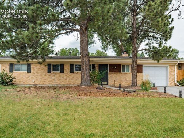 1009 Parkview Boulevard, Colorado Springs, CO 80905