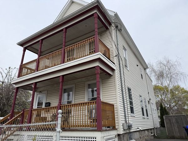 12 Wentworth St, Unit 1, Malden, MA 02148