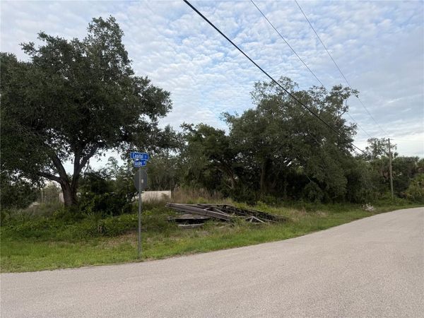 1808 CAPITOL STREET , NORTH PORT, FL 34288