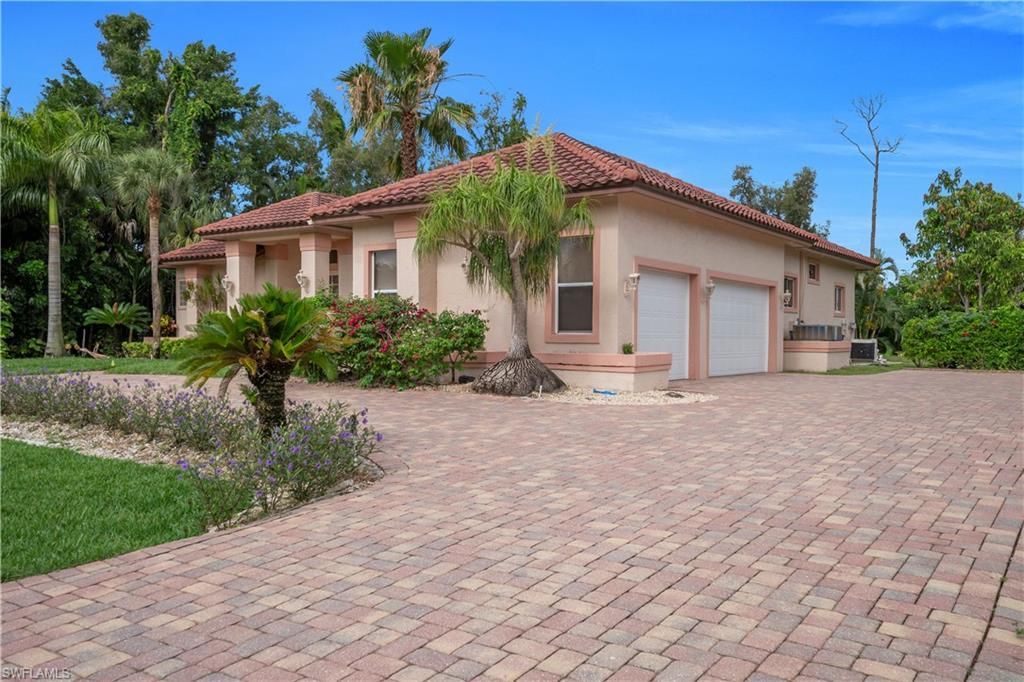 16971 Timberlakes Dr, Fort Myers, FL 33908 Photo