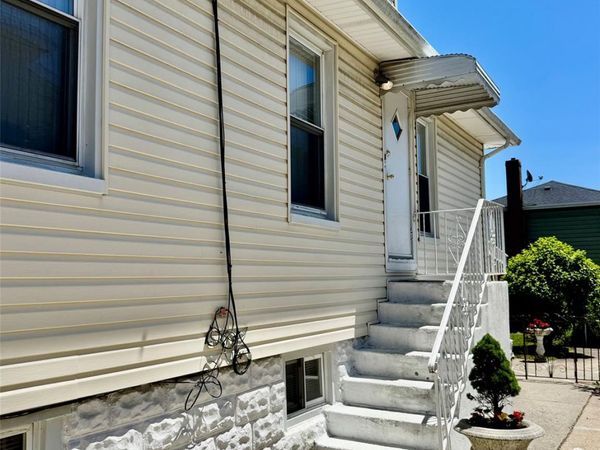 196-42 44th Avenue , Flushing, NY 11358