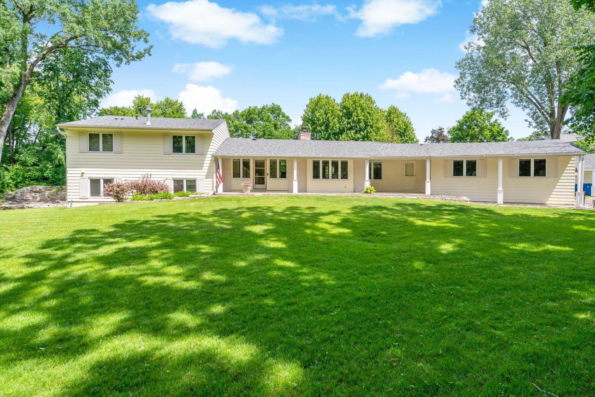 4604 Merilane , Edina, MN 55436