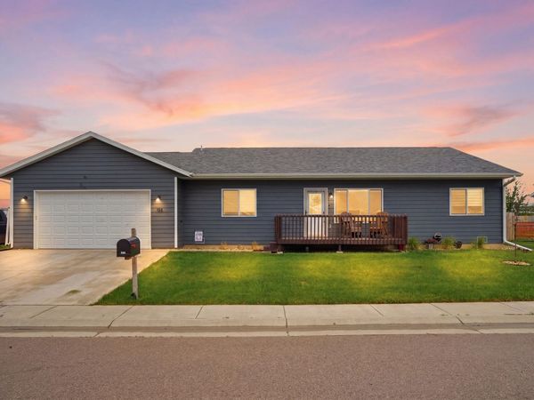 155 N Wilder Blvd, Hermosa, SD 57745