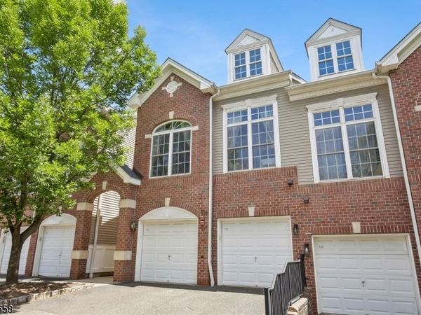 118 Donato Cir, Scotch Plains, NJ 07076