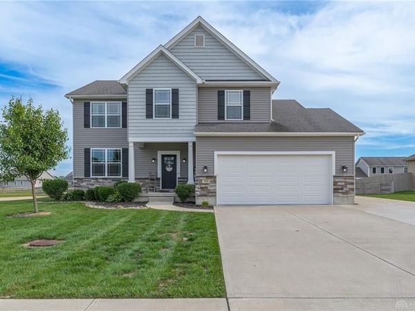 201 Oakridge Court, Carlisle, OH 45005