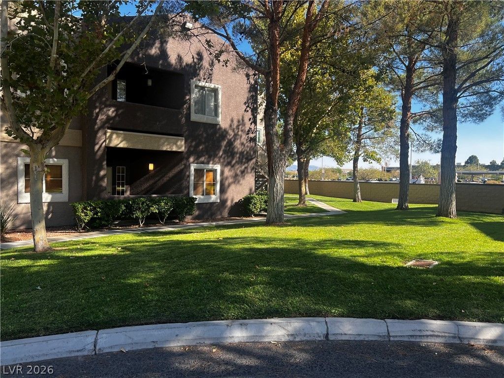 5250 S Rainbow Boulevard , Las Vegas, NV 89118