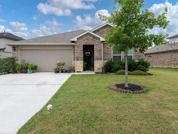 1444 Acorn Wood , Seguin, TX 78155
