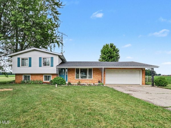 9504 Waterville Swanton Road, Waterville, OH 43566