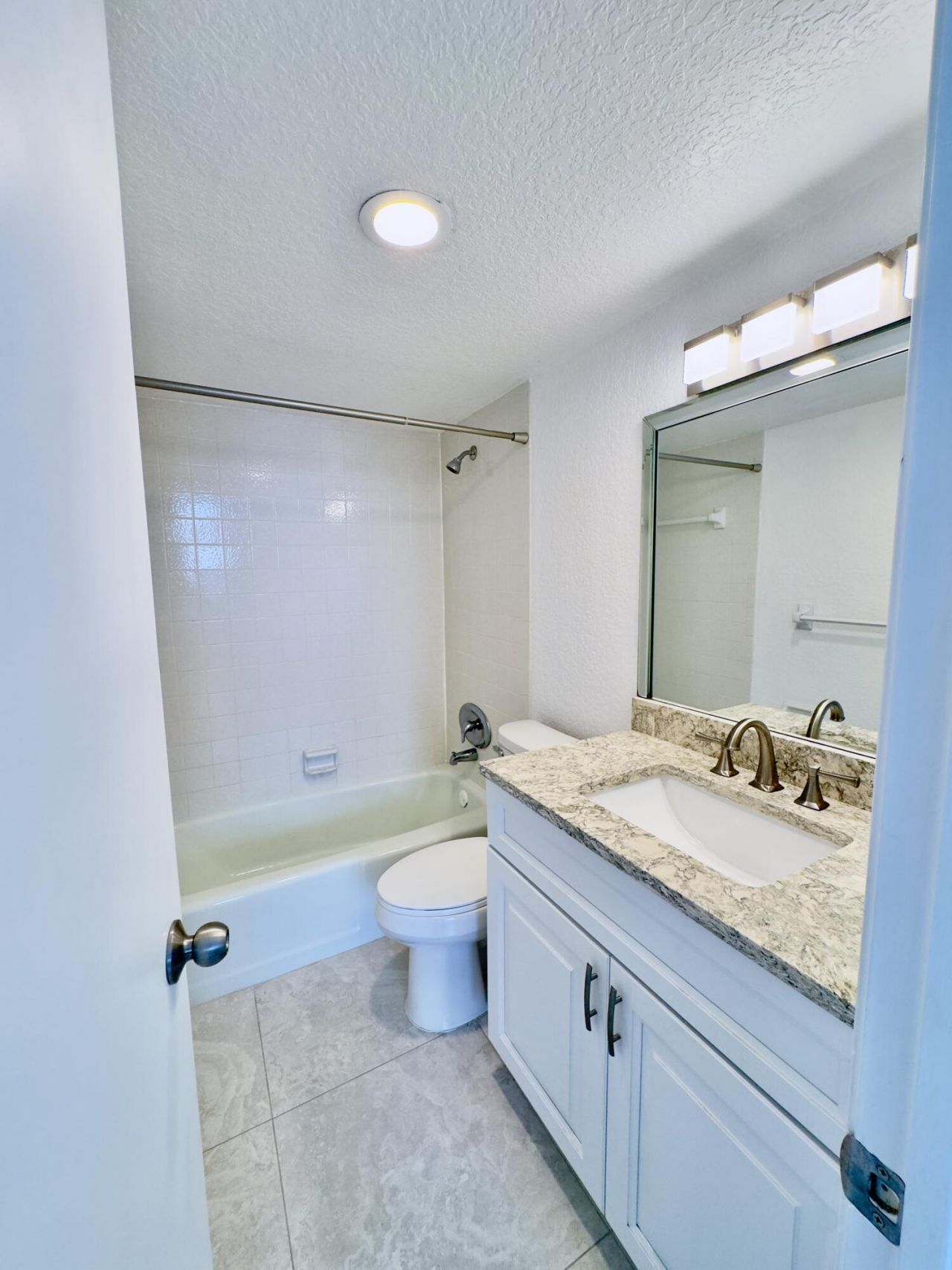 2016 S Federal Highway, Unit 404, Boynton Beach, FL 33435 Photo