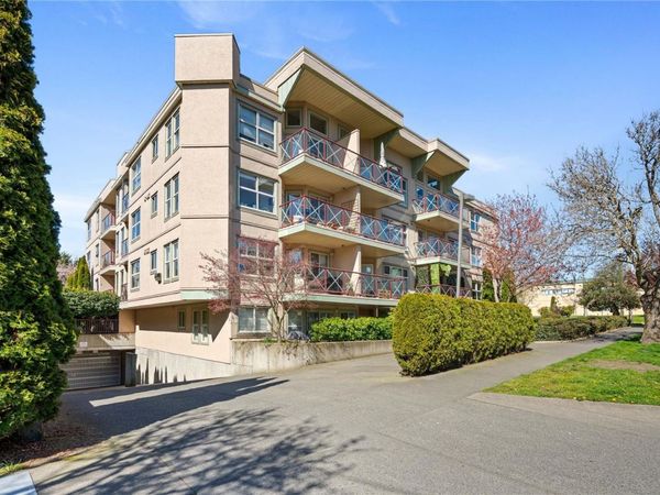 2560 Wark St , Unit #312, Victoria, BC V8T 4G8
