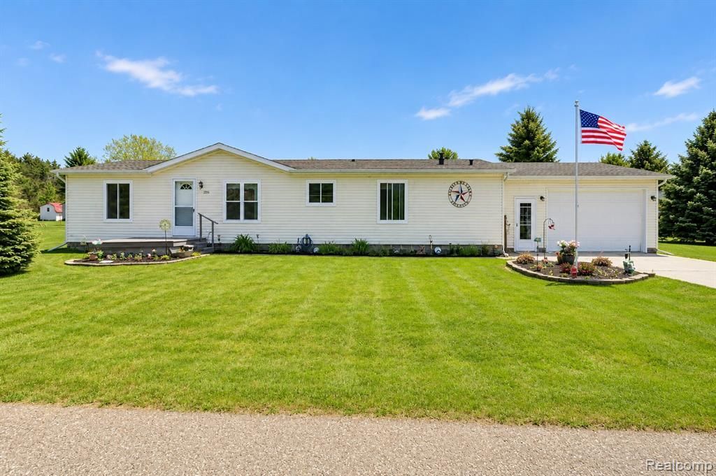2354 Brent Street , Buel Township, MI 48422 Main Photo