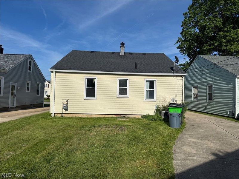 1572 Woodrow Avenue, Mayfield Heights, OH 44124 Photo 17