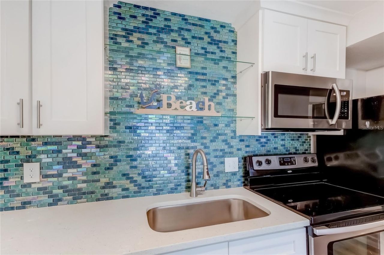 51 Island Way , Unit 104, Clearwater Beach, FL 33767 Photo