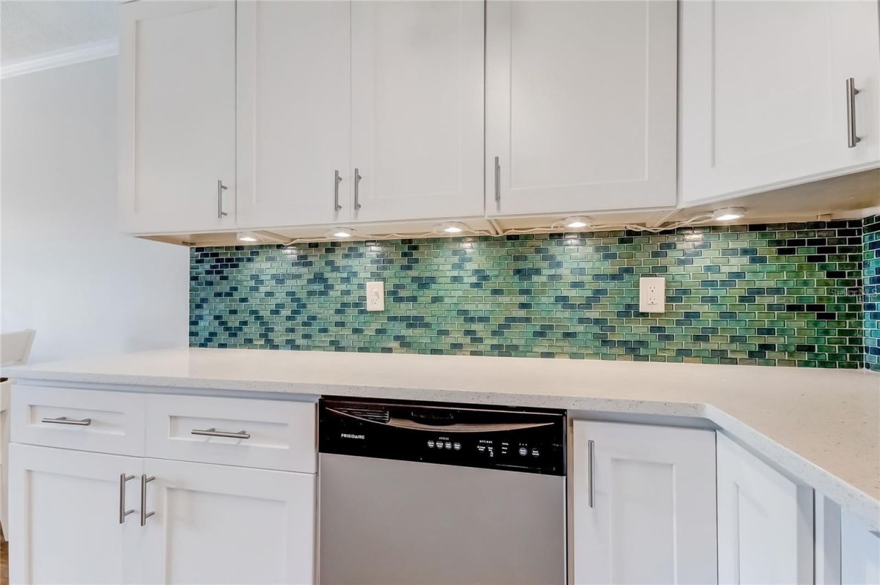 51 Island Way , Unit 104, Clearwater Beach, FL 33767 Photo